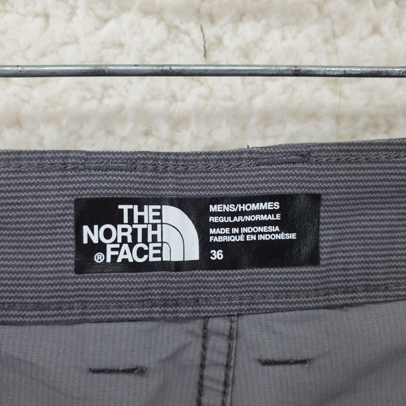 North Face Shorts Men 36 Gray Striped Performance Stretchy Hike Golf Gorpcore 9” - Picture 6 of 12
